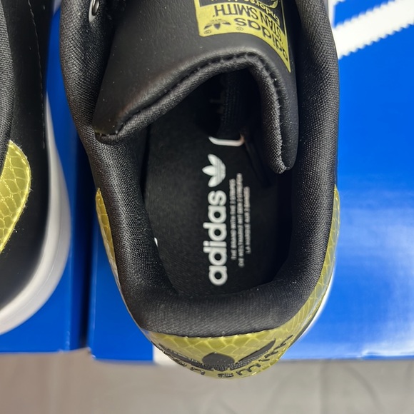 stan smith white black gold